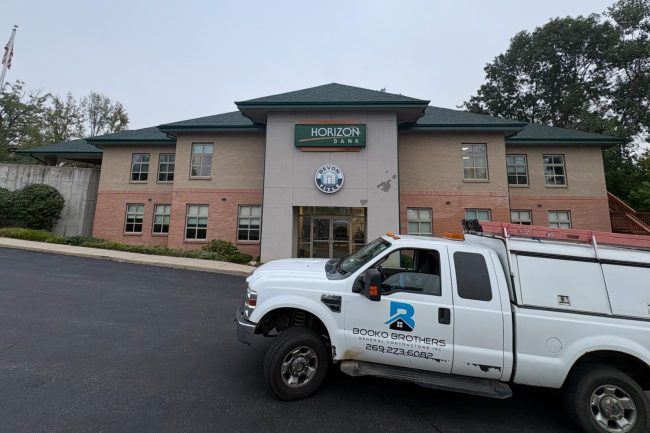 Centre St Commercial Roof Replacement