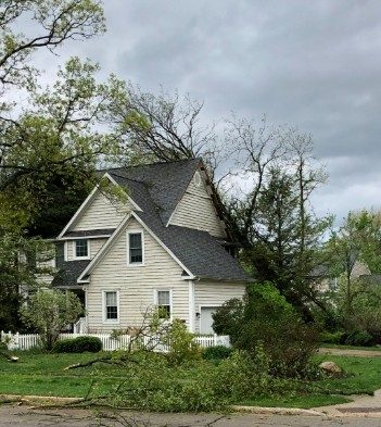 Emergency-Response-min-aspect-ratio-351-393 Booko Brothers General Contractors