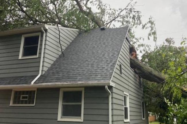 Emergency tarping or repairs (5)