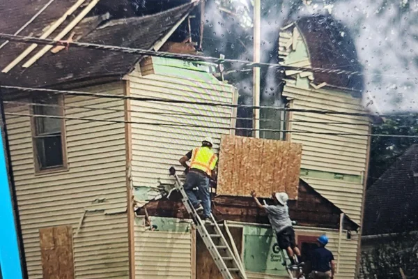 Kalamazoo-Tree-Damage-1-aspect-ratio-600-400