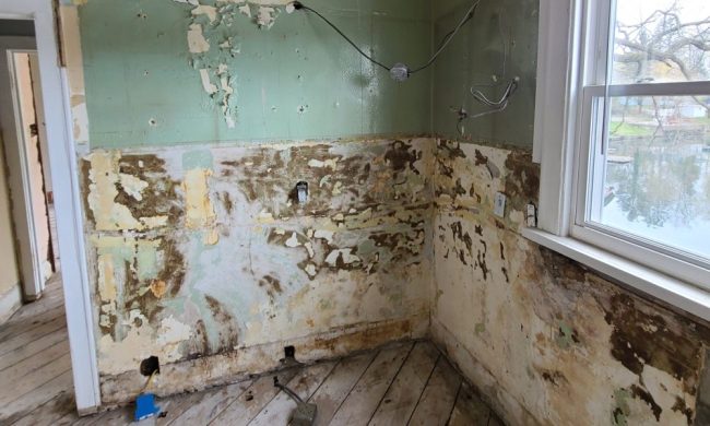 Paw Paw Water Damage Restoration Before